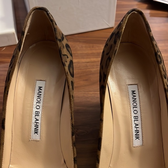 Manolo Blahnik Leopard Suede Tucciototo Pump - Gently Worn - Picture 4 of 6